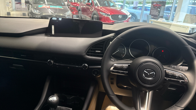 Mazda 3 2.0 e-Skyactiv X MHEV [186] Exclusive-Line 5dr Petrol Hatchback - Image 10